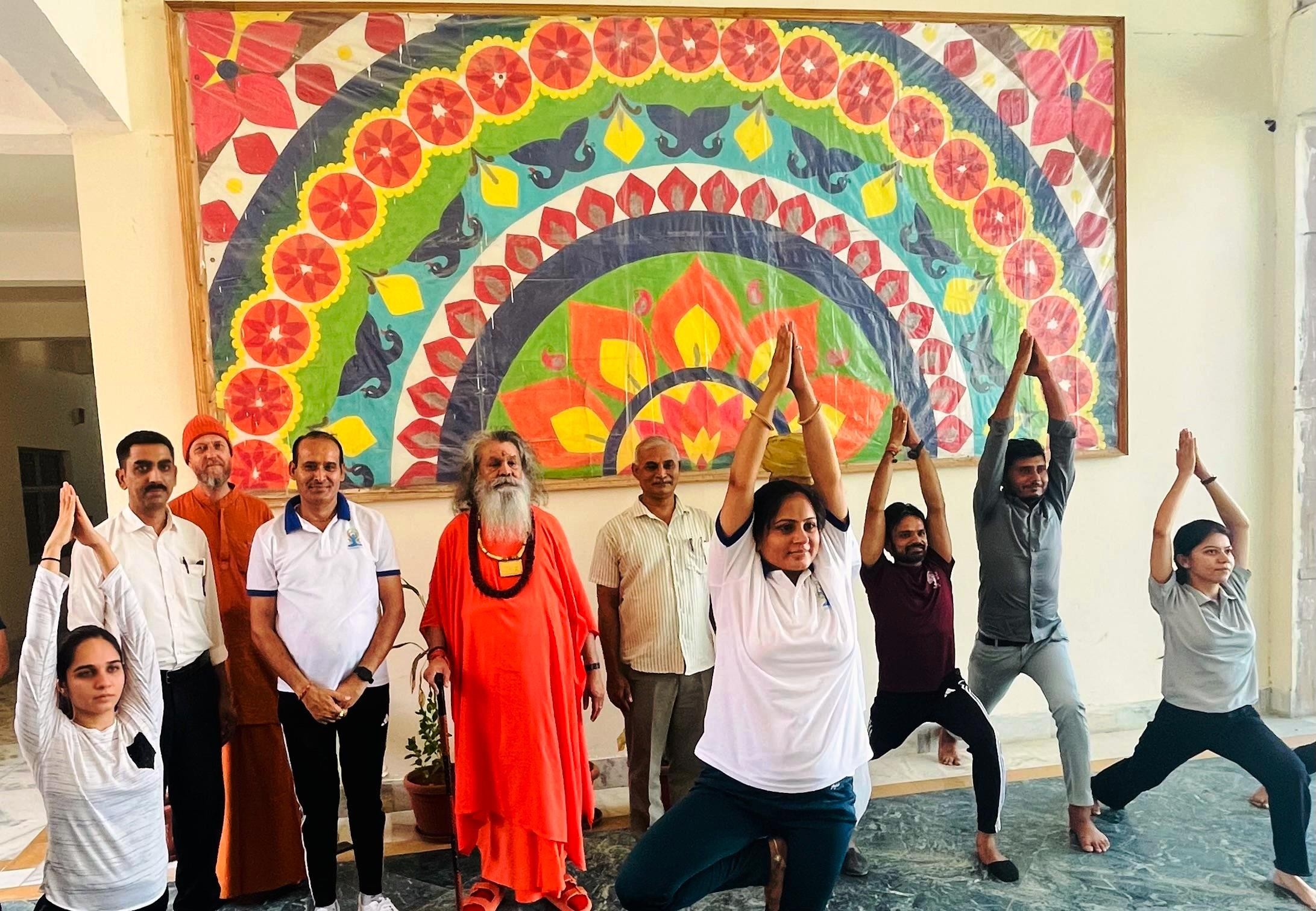 Vishwaguruji visits Rajasthan Ayurved University