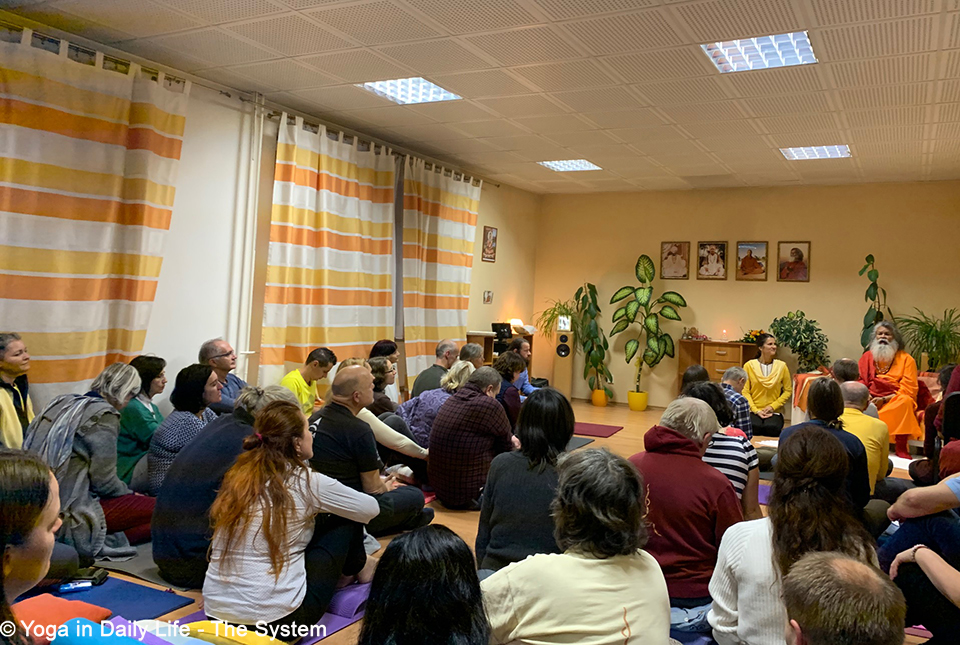 Satsang in ashram in Poprad
